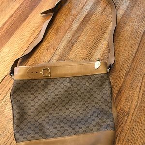 Authentic Gucci Shoulder Bag